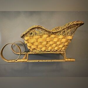 - 
Vintage Christmas card holder Santa’s sleigh gold woven wicker Holiday Decor